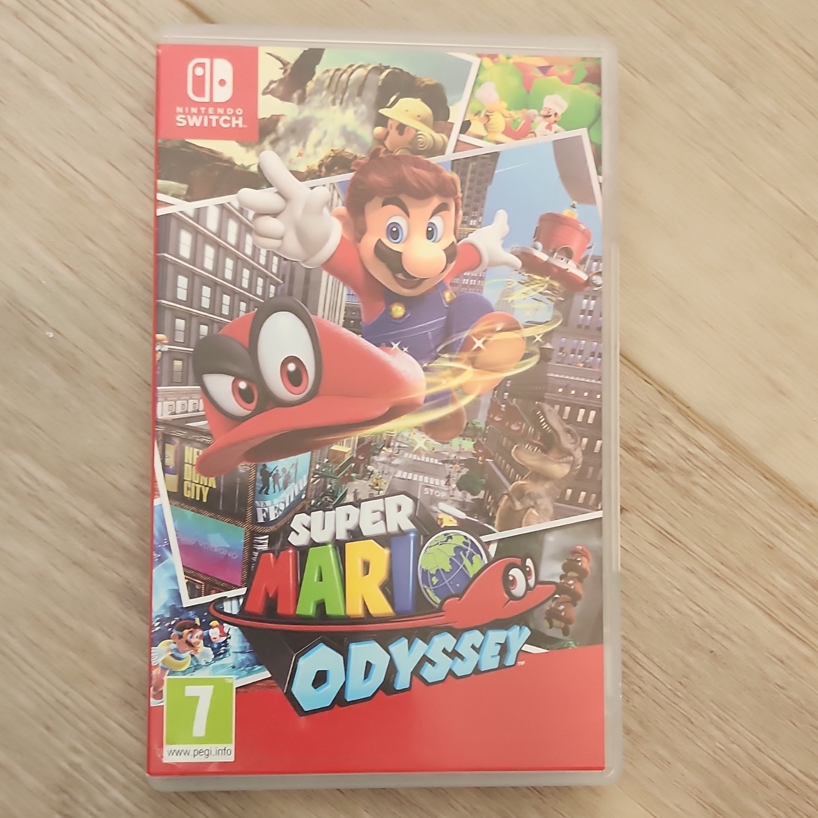Nintendo Super Mario Odyssey Switch Platformer Multiplayer PEGI 7 2017 w/ Case