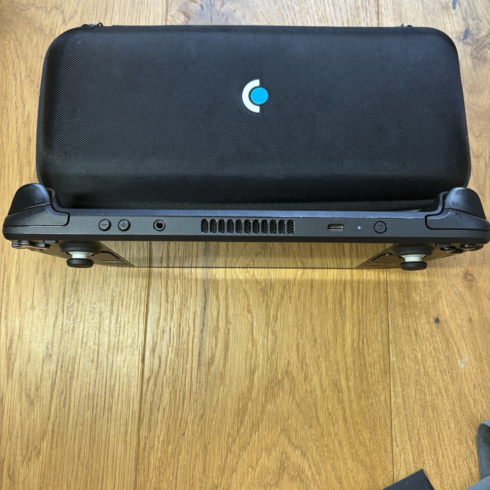 Valve Steam Deck 512GB LCD W/Charger & Case – Excellent Condition, Barely Used