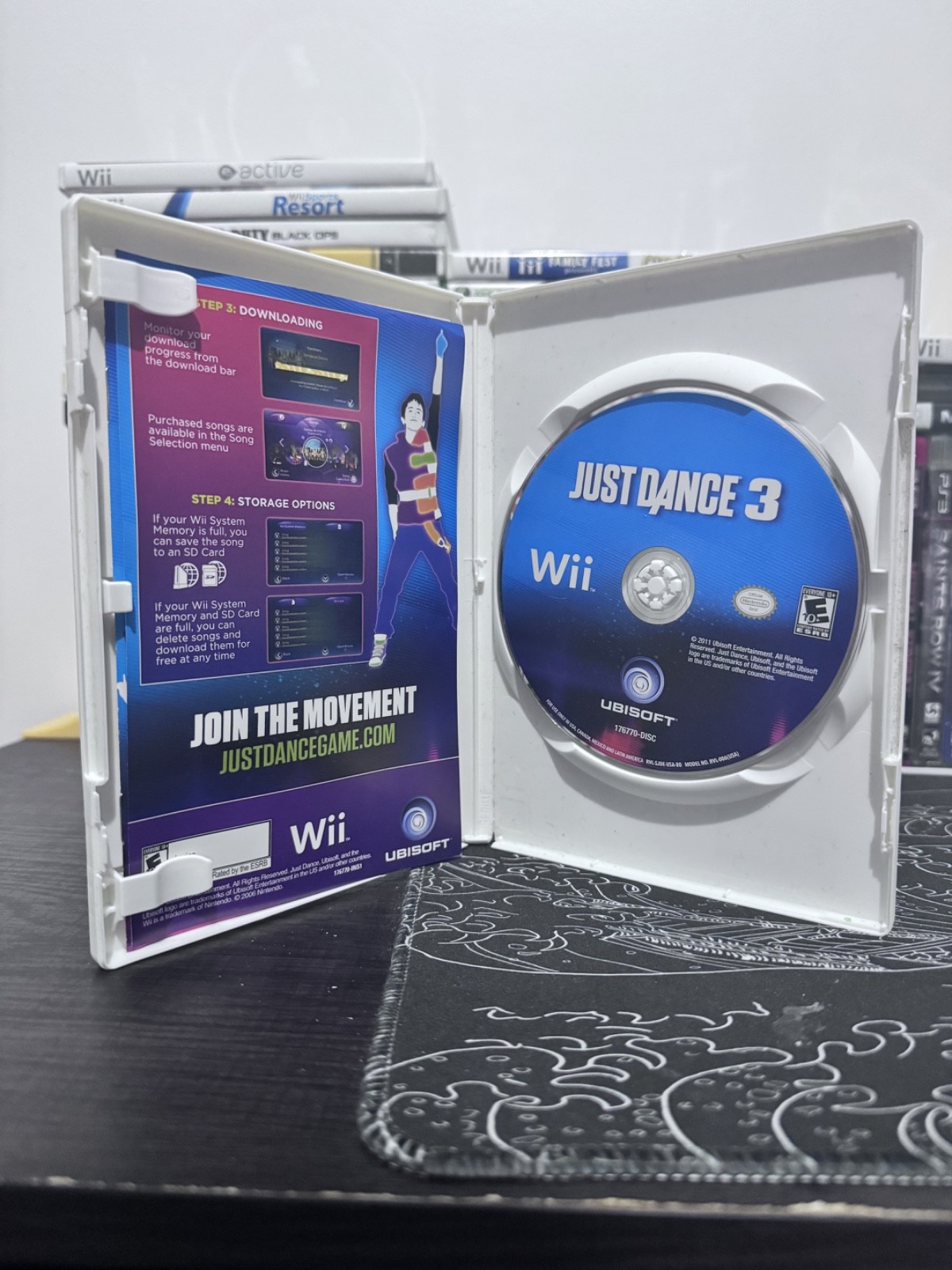 Just Dance 3 & 4 (Nintendo Wii, Video Game Lot) Complete With Manuals