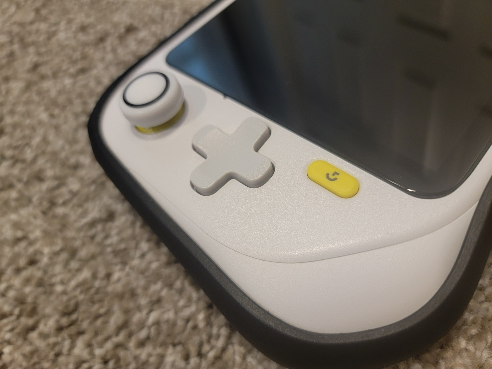 Logitech G Cloud Handheld (White) + Accessories – Excellent Condition