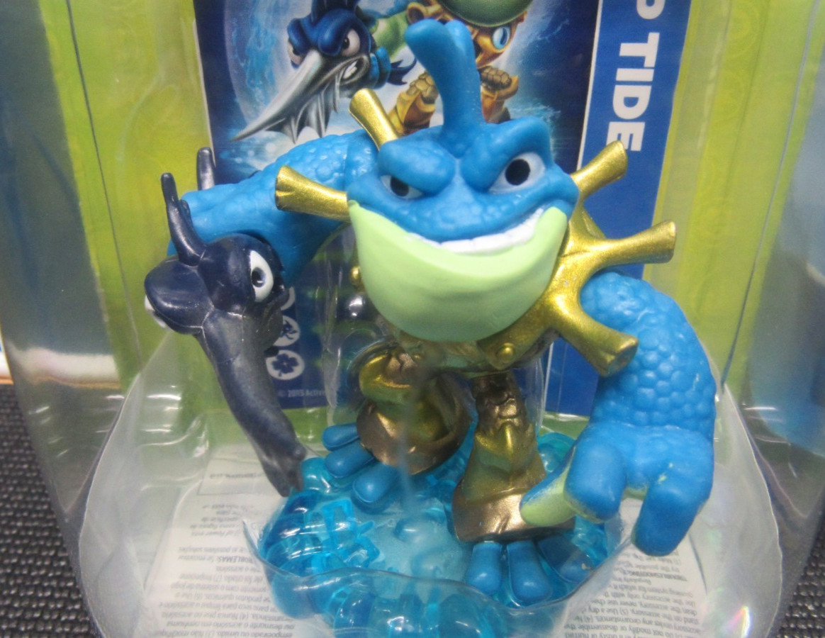 Skylanders Trap Team Water Trap & Swap Force Rip Tide BRAND NEW