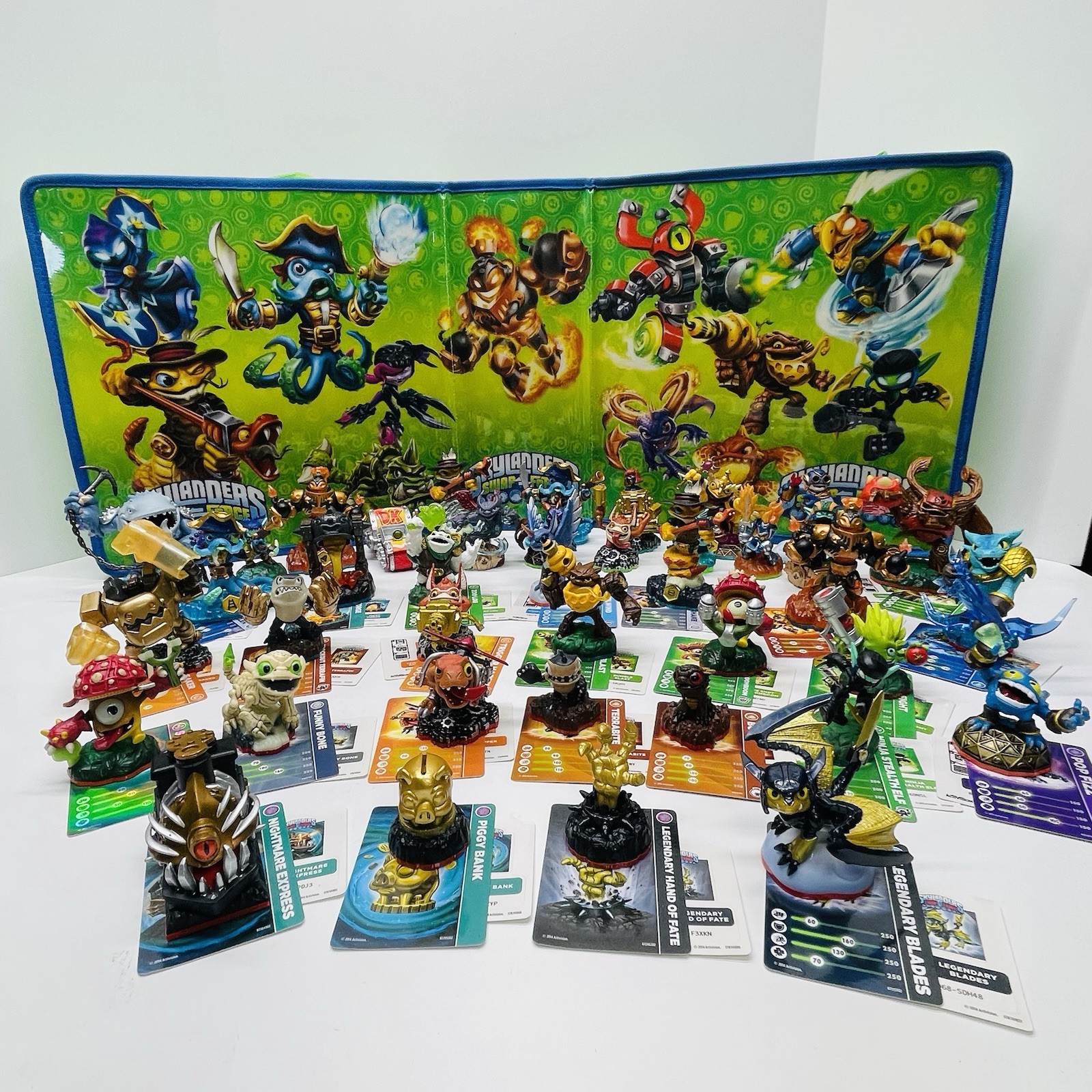 Skylanders Spyro Giants Swap Force LOT OF 40 Figures w/ Cards + Stickers + Case
