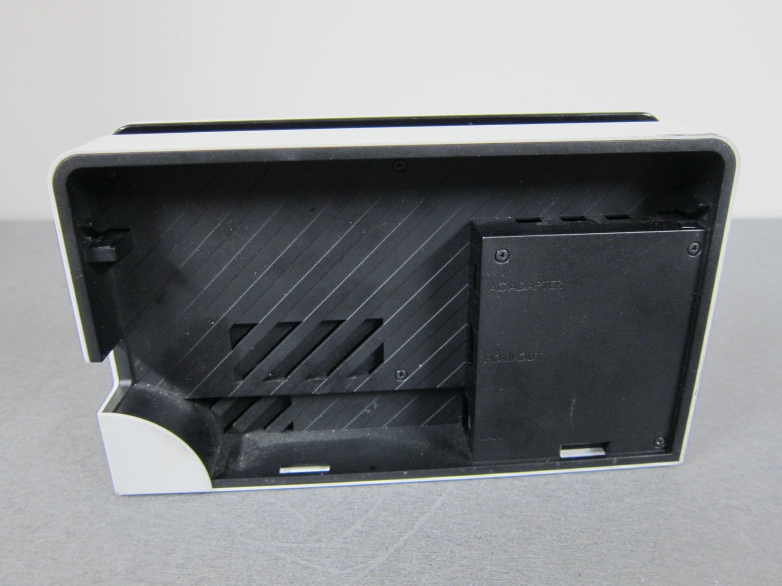 Nintendo Switch White HEG-007 OEM – DOCK ONLY