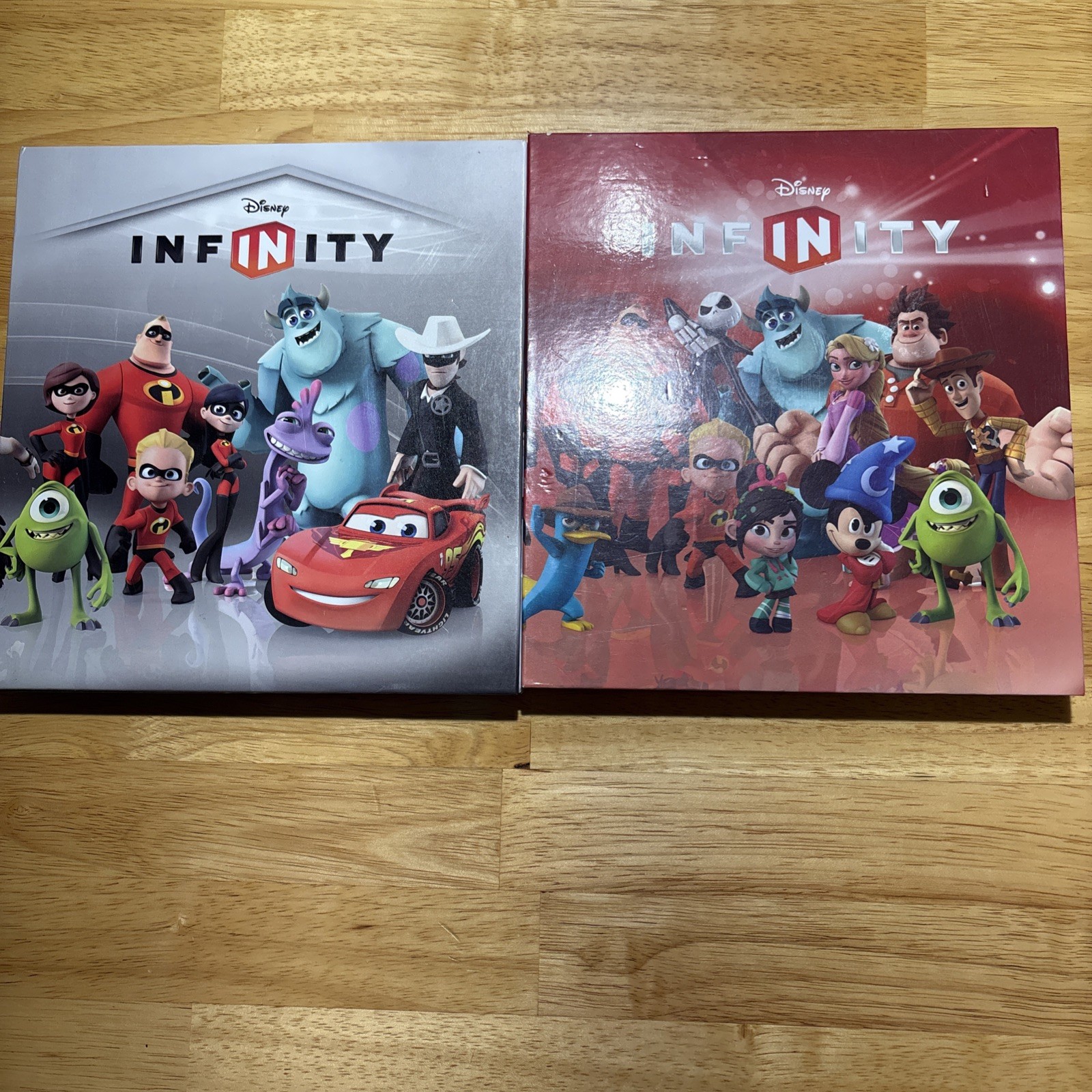 2 Disney Infiniti Power Game Discs Albums A Total Of 37 Discs ￼