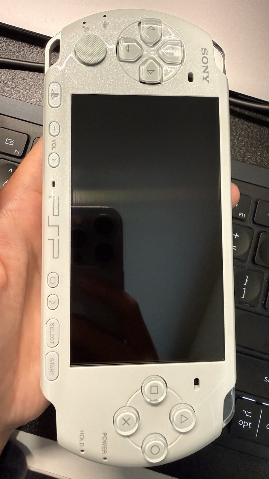 Sony PSP-3000 Handheld System Pearl White