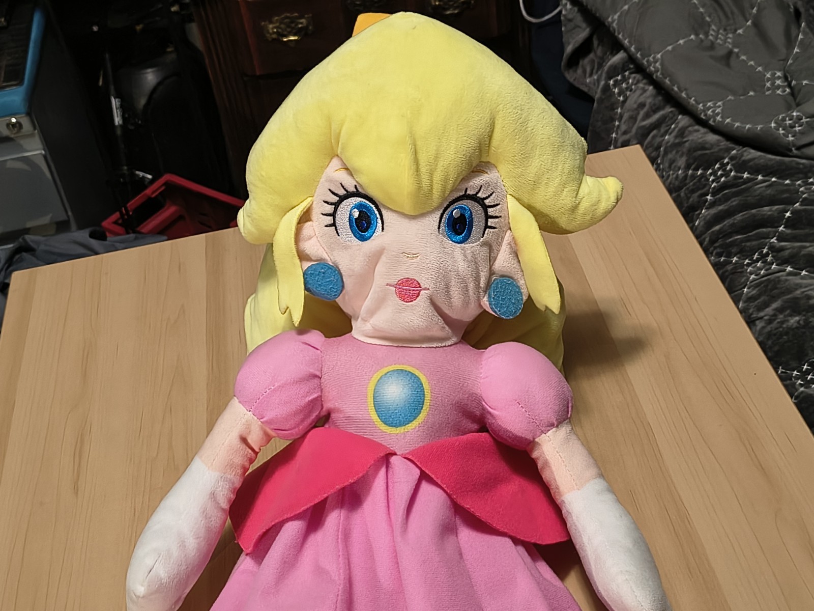 Princess Peach Plush 24 inch Super Mario Bros Nintendo Pink Dress Doll