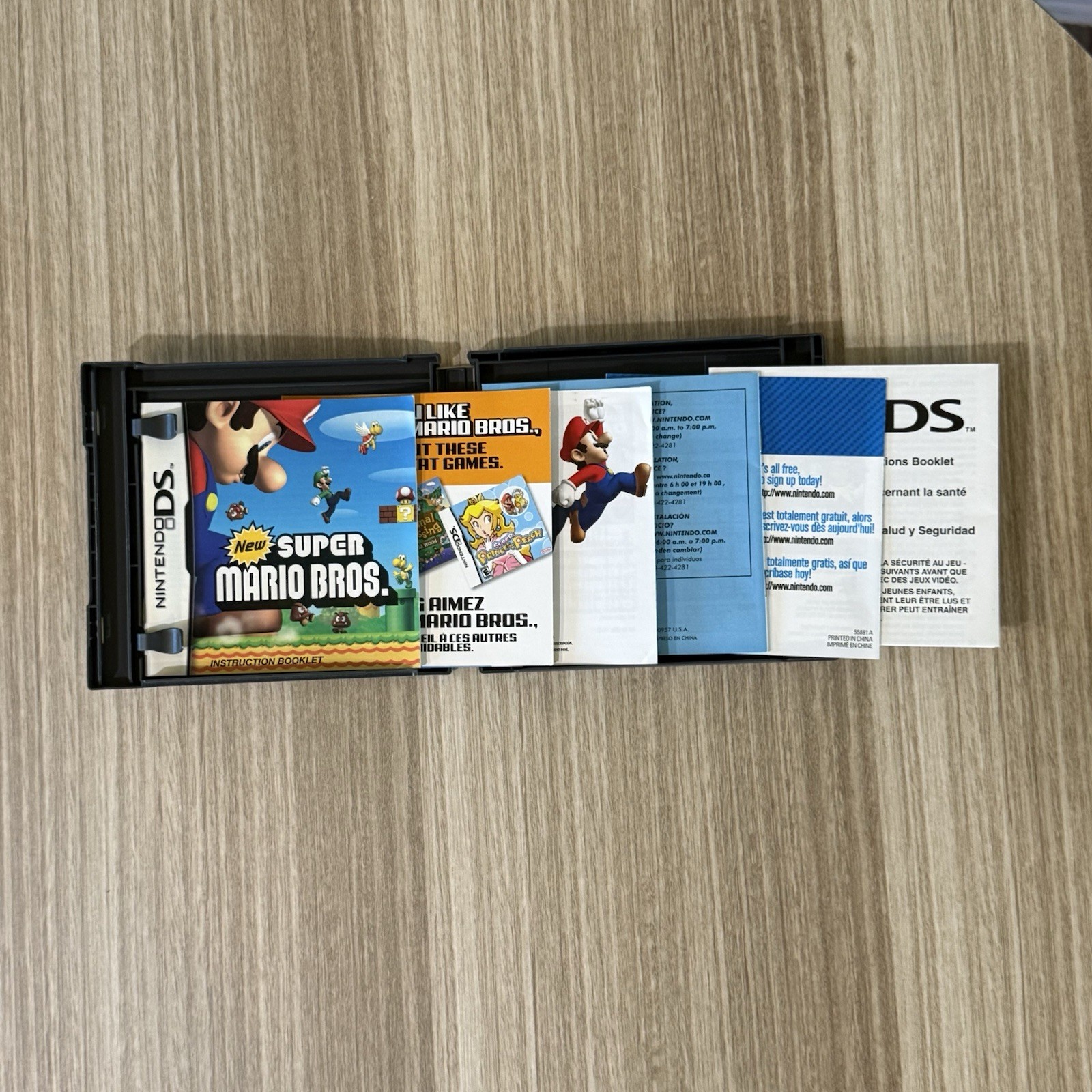 New Super Mario Bros. (2006, Nintendo DS) Complete In Box Tested Working
