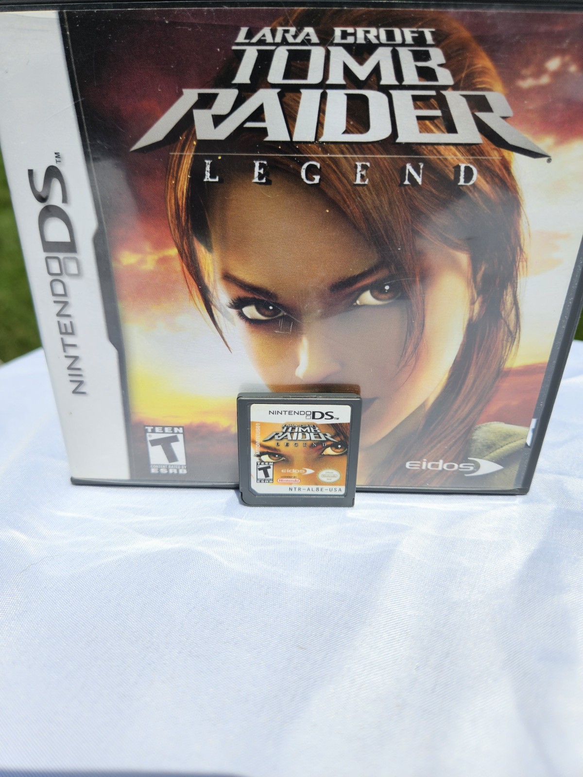 Lara Croft: Tomb Raider – Legend (Nintendo DS, 2006) Complete CIB | TESTED