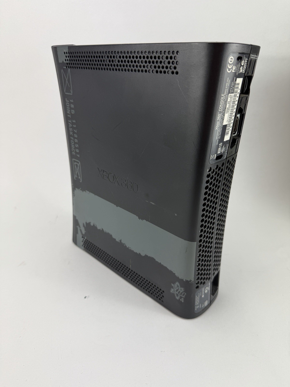 Microsoft XBOX 360 Modern Warfare 2 Console For Parts or Repair MW2 Edition READ