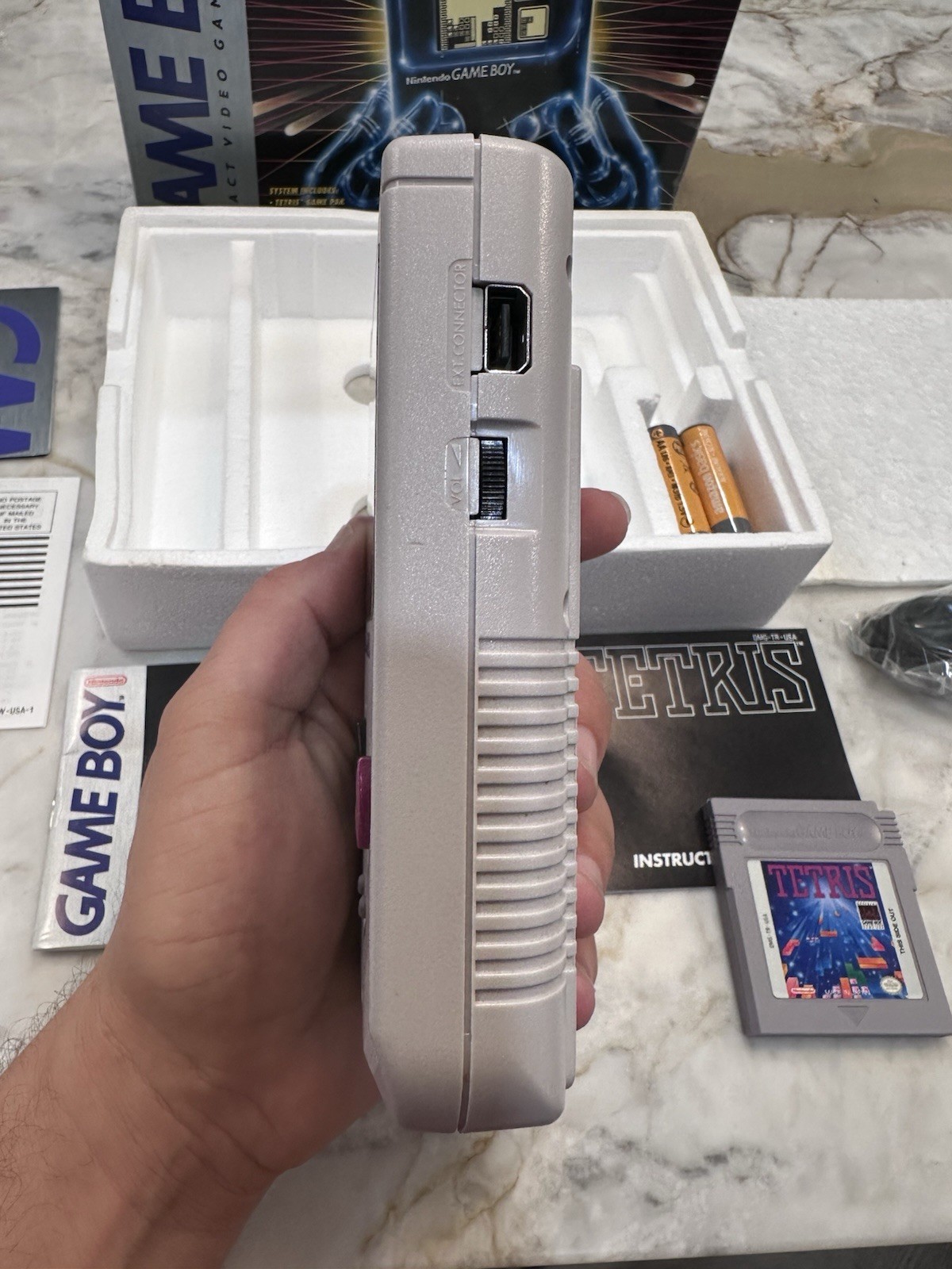 Nintendo Game Boy DMG-01 Console System Complete In Box CIB 1989