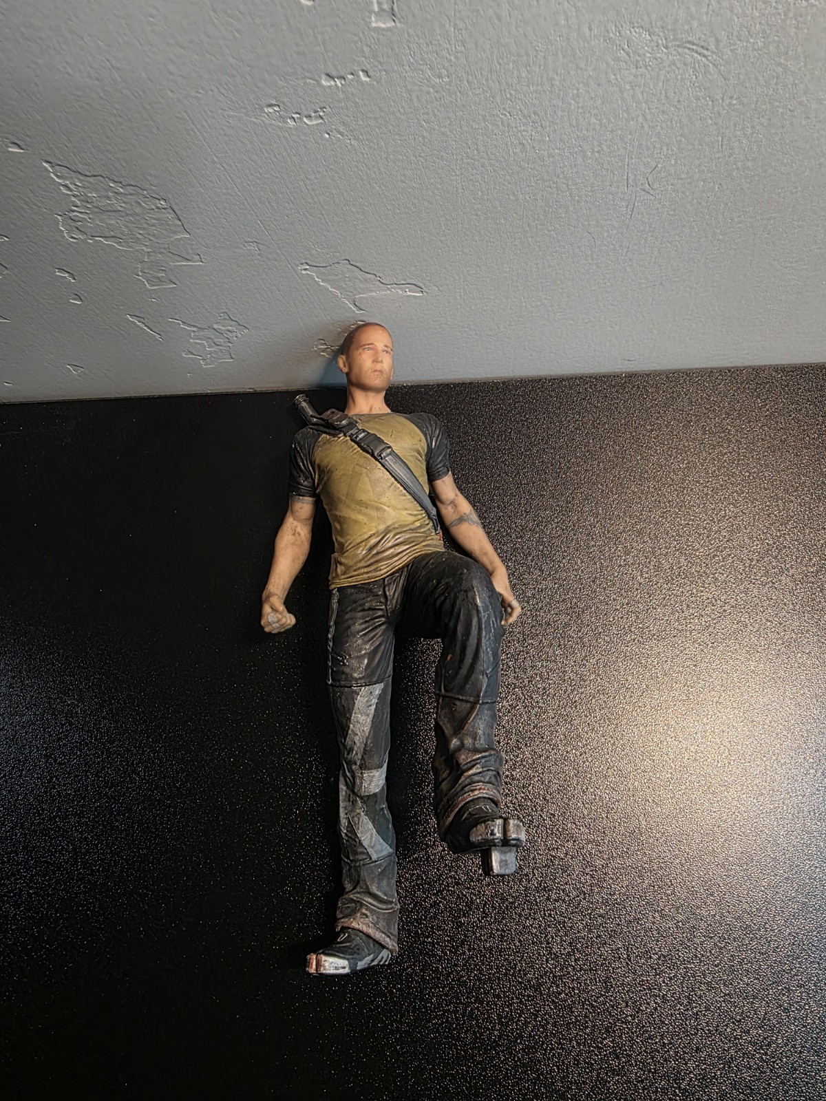 Infamous 2 Cole McGrath Hero Edition Figure Statue 2011 SCEA PS3 No Platform 8″