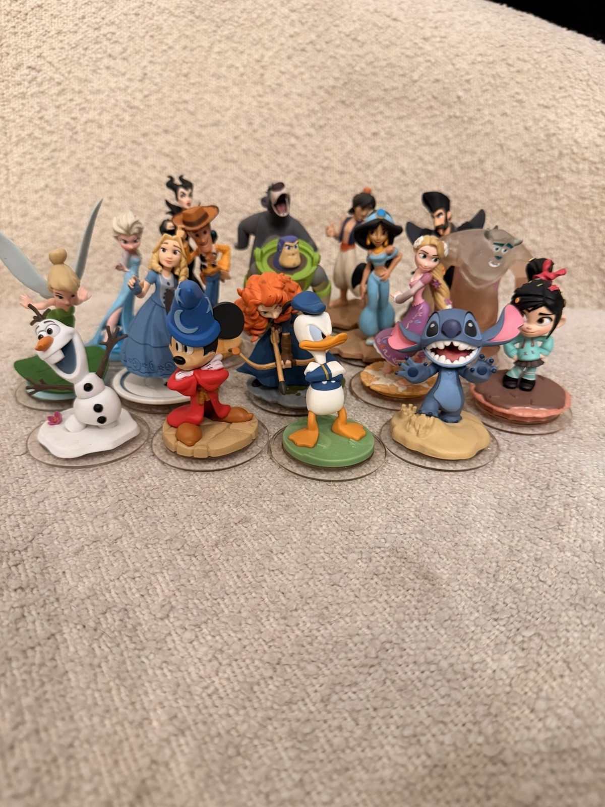 HUGE Disney Infinity 2.0 & 3.0 Figure Lot w/ power discs and more