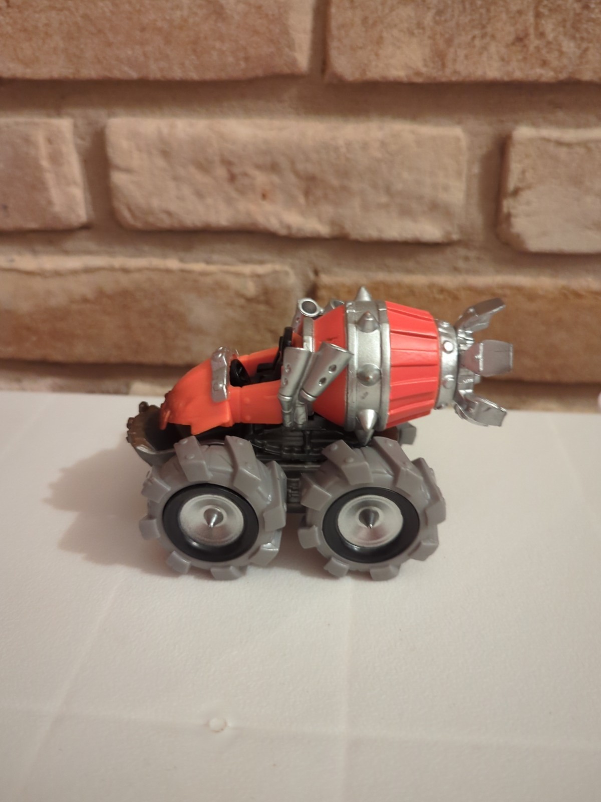 Skylanders Superchargers Thump Truck Vehicle Figure