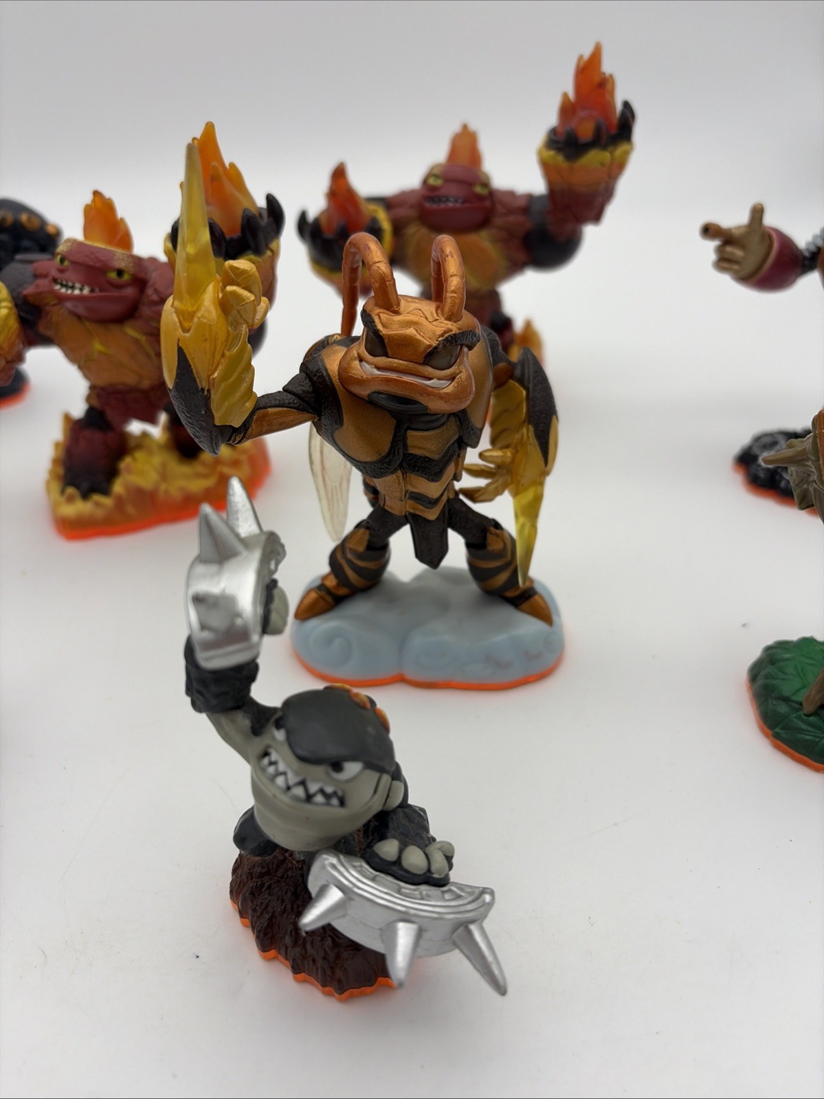 Skylanders Giants Series Lot of 10 Figures Bouncer Eye Brawl Swarm Cinder
