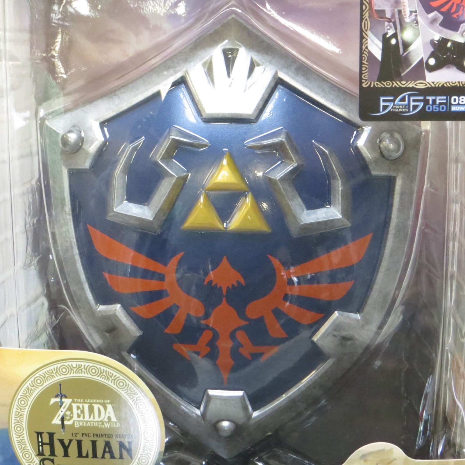 The Legend of Zelda Breath of the Wild Hylian Shield First 4 Figures Display New