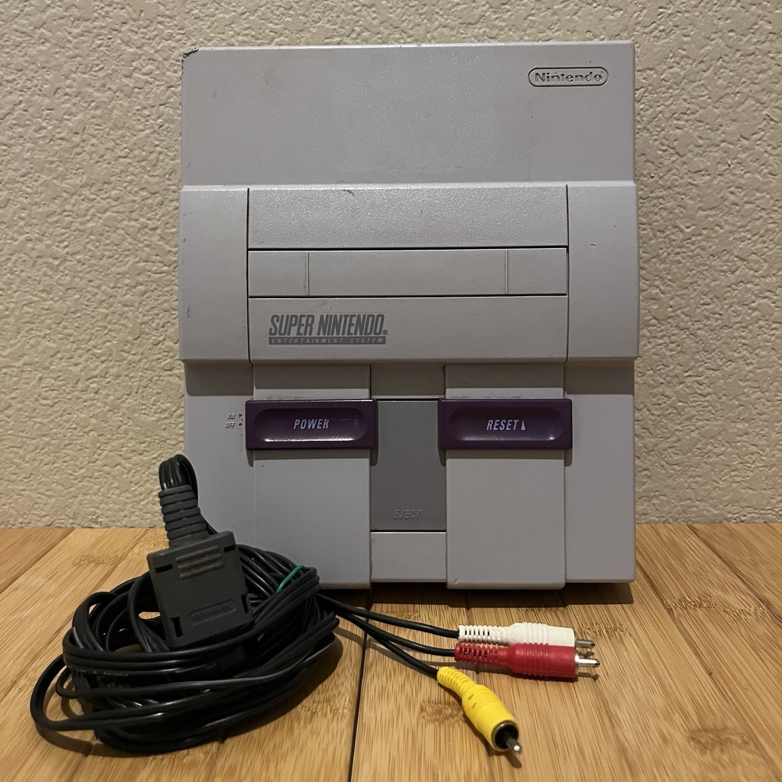 Nintendo SNES Super Nintendo Console SNS-001 NTSC-U/C Console Only