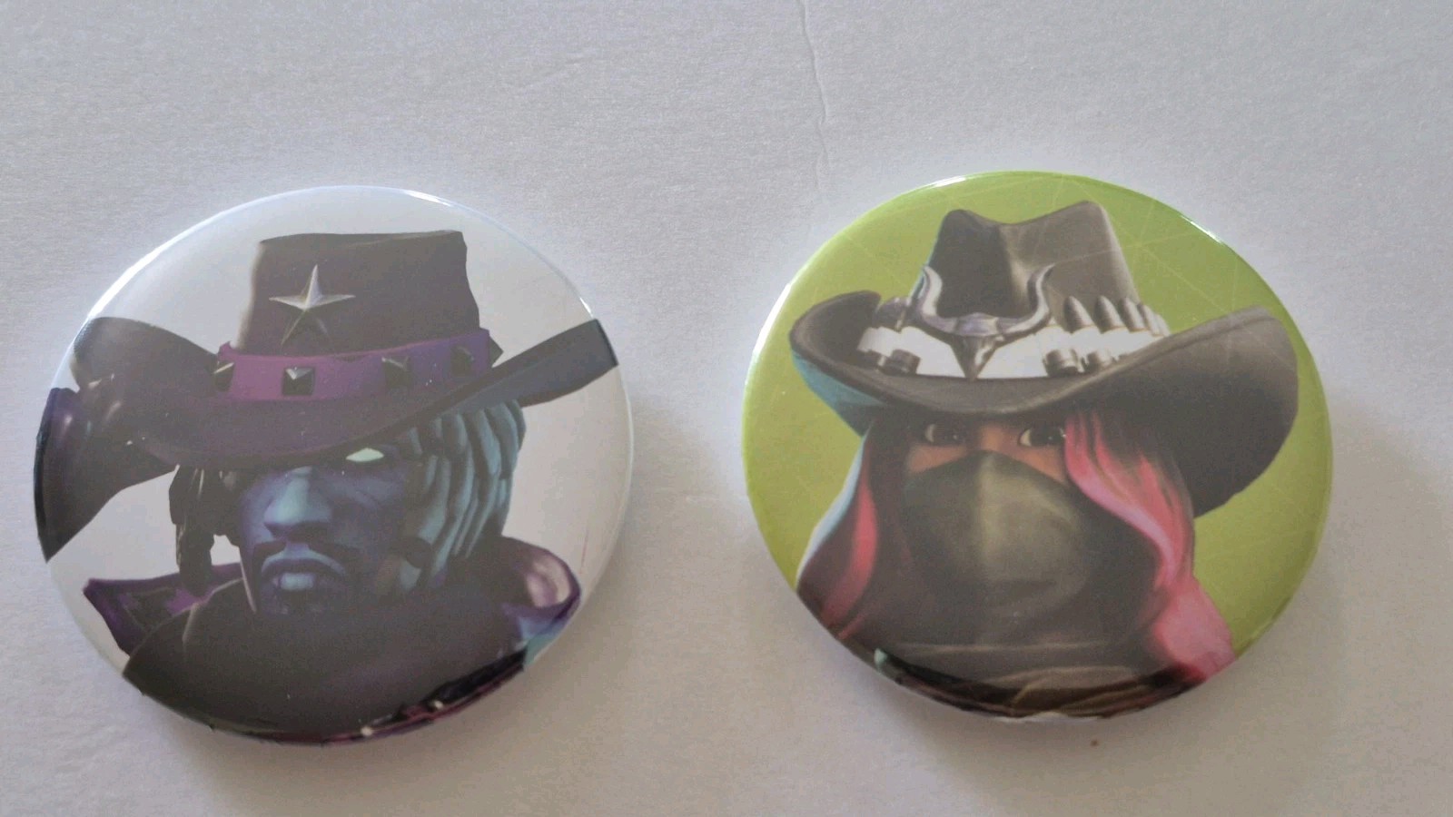 Lot 2 New Fortnite Outfit Deadfire & Calamity Button Pin Pins #108