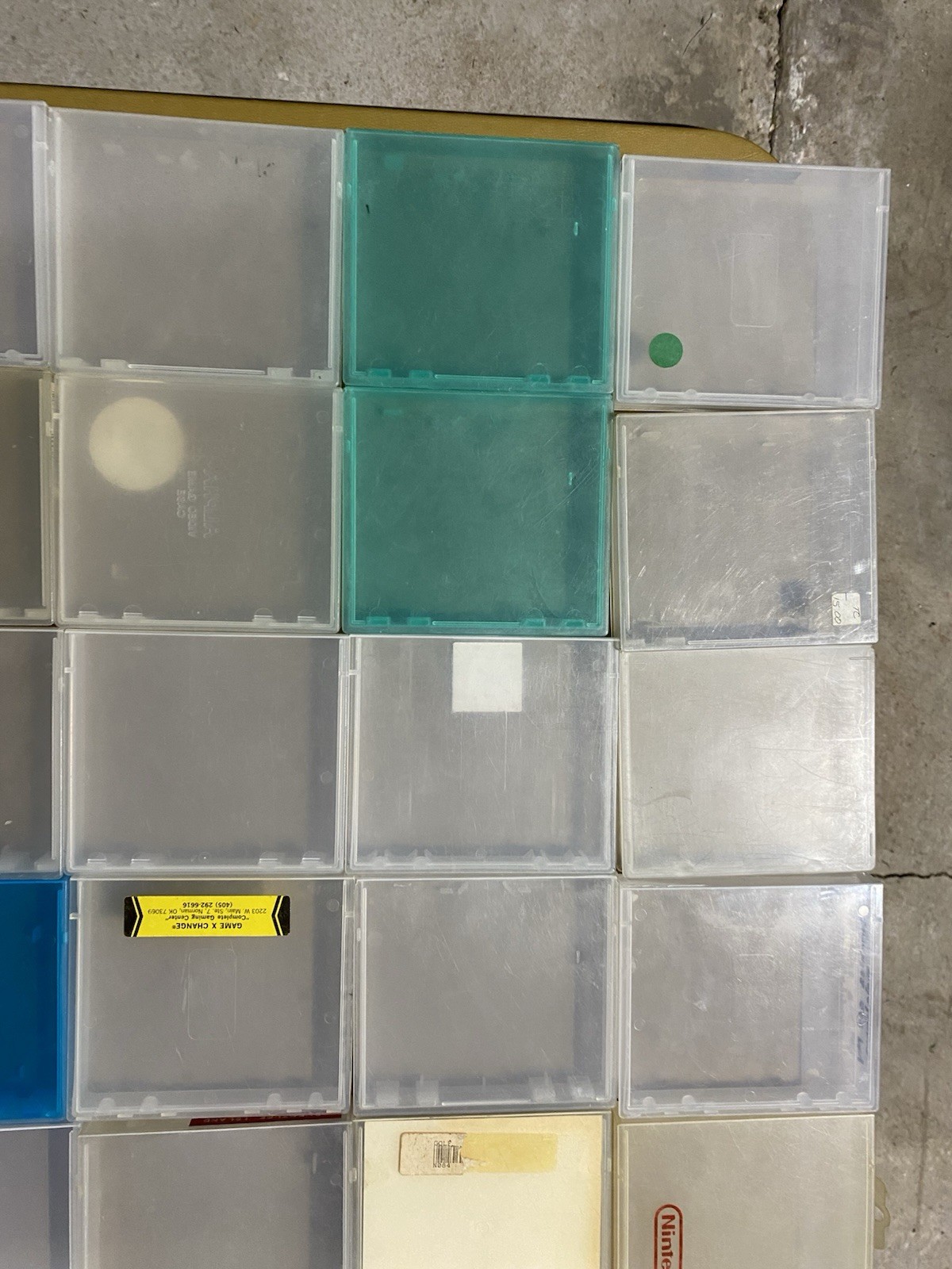 LOT OF 36 NINTENDO NES GAME HARD PLASTIC CLAMSHELL CASES Generic (PLP)