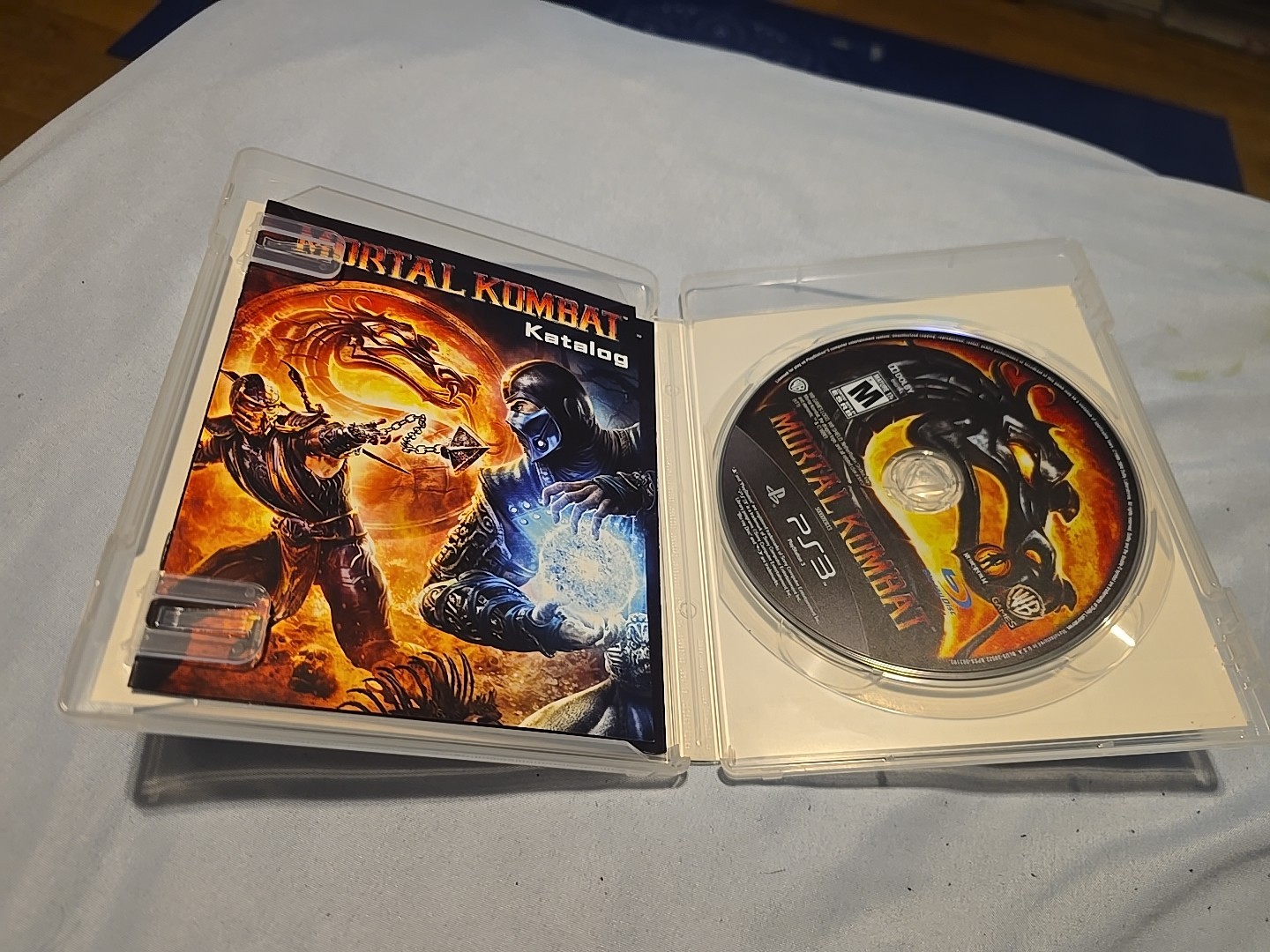 Mortal Kombat (PS3, 2011) PLAYSTATION 3 VIDEO GAME KRATOS COMPLETE BLACK LABEL