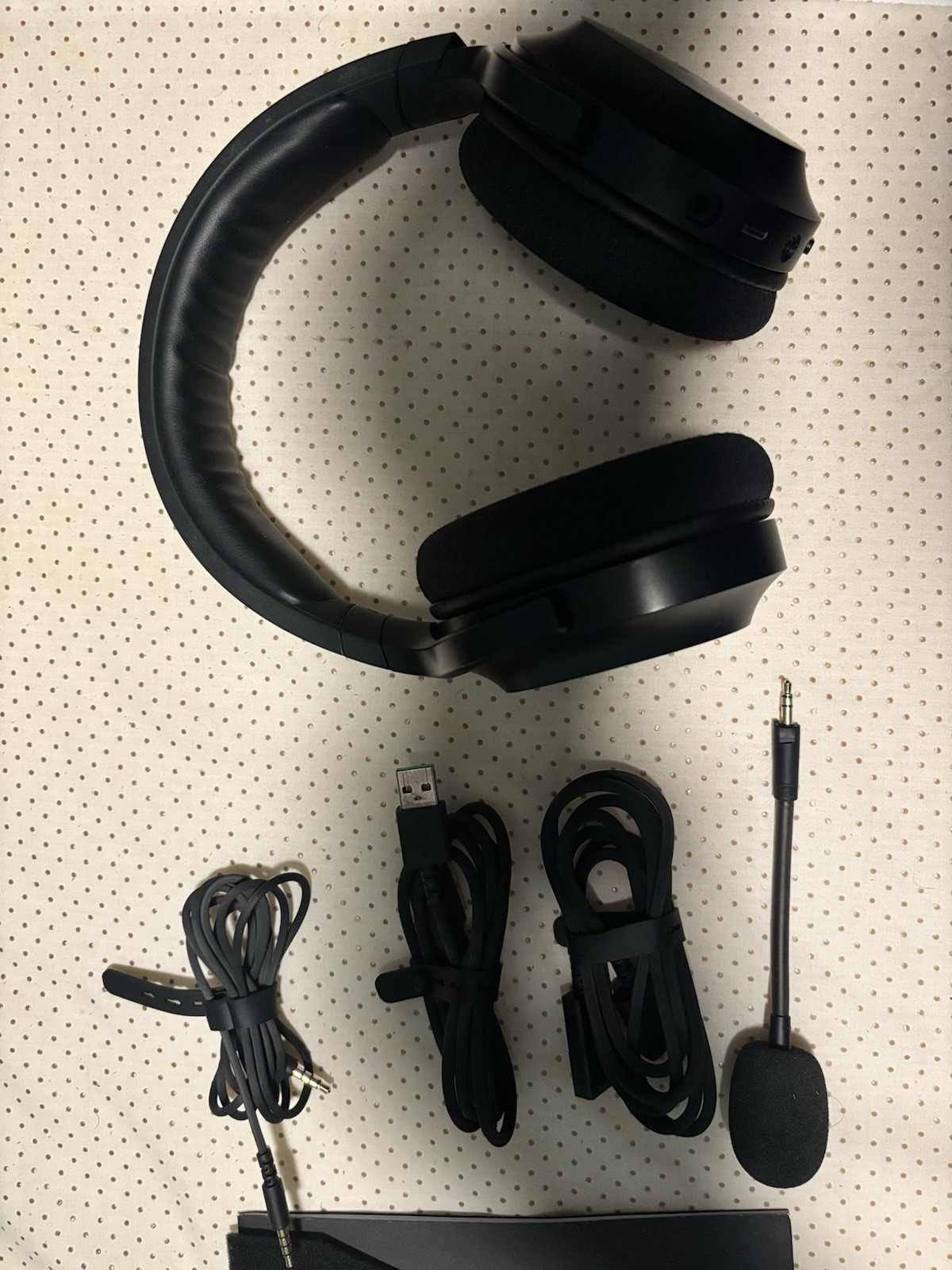 Razer Barracuda X Wireless Gaming Headset (Read Description)