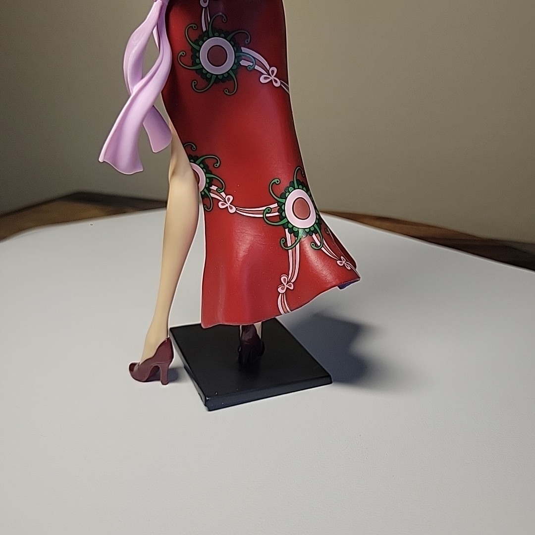 One Piece Boa Hancock Figure Glitter & Glamours Ver A Red Banpresto A Color Priz