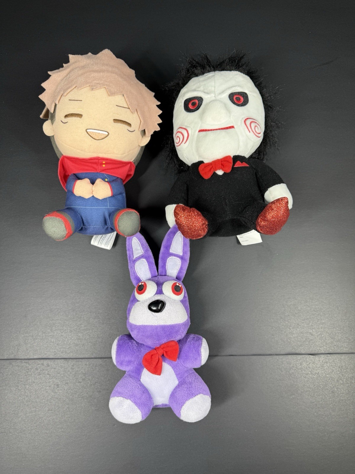 Five Nights at Freddy’s Bonnie Plush Doll Purple Bunny with Red Bow 2016 Lot