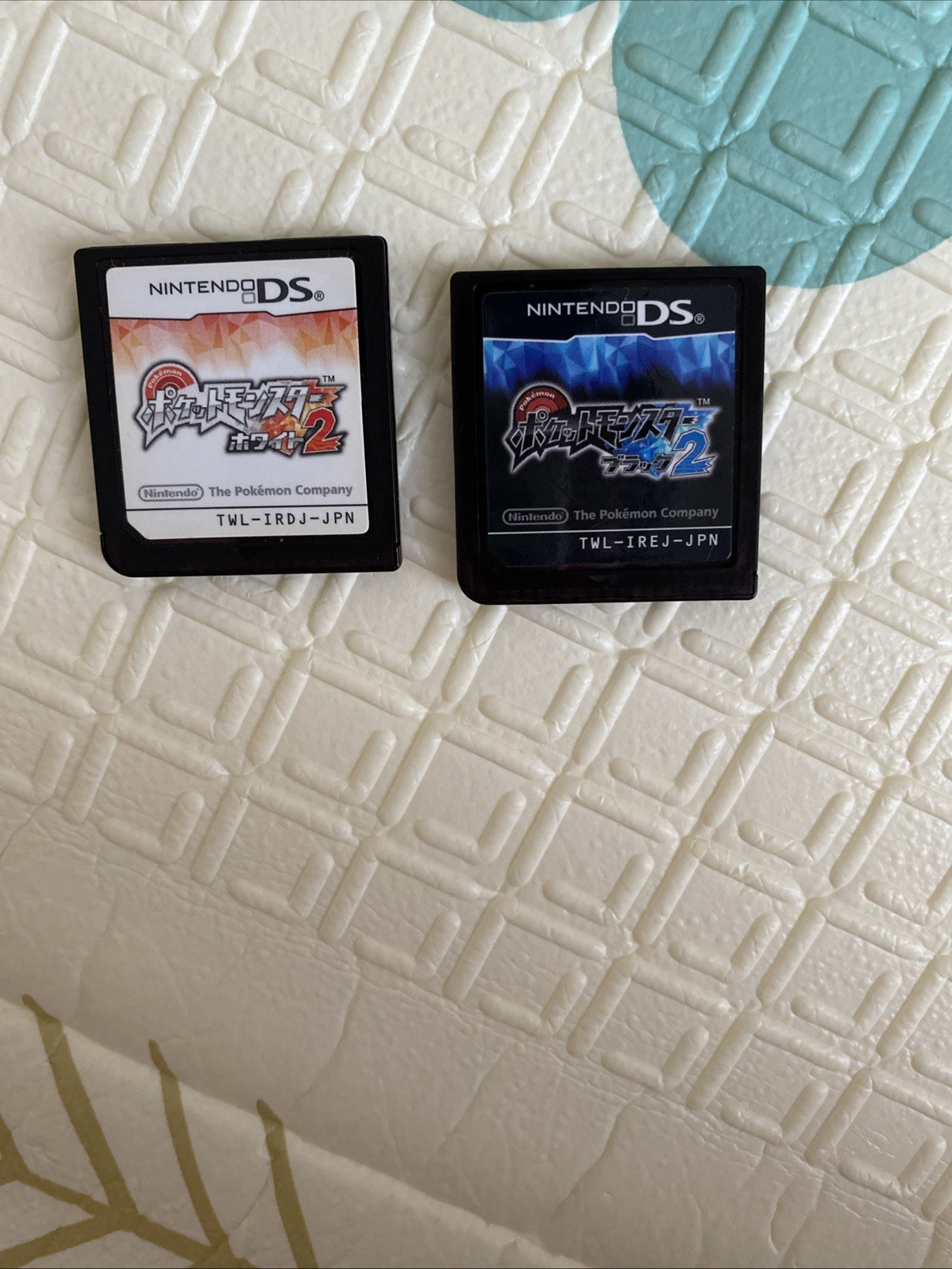 Pokemon Black 2 &White 2 Nintendo DS Japanese Version Case & Cartridge