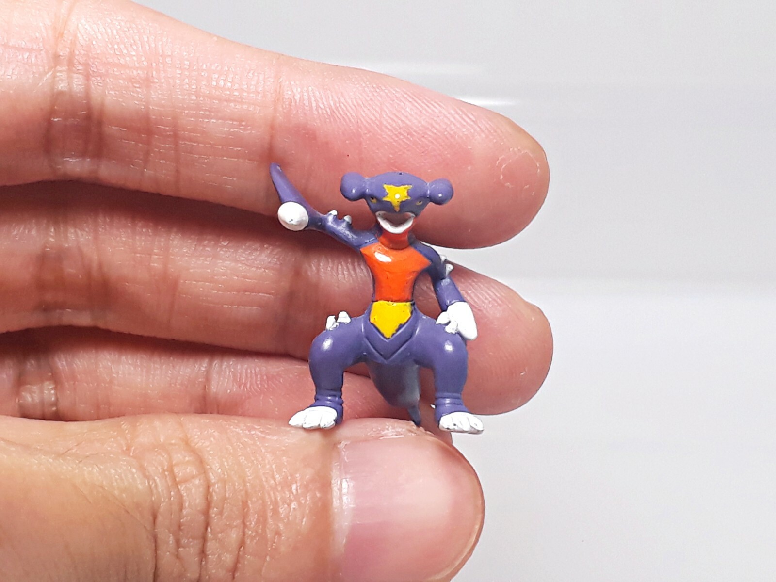 Garchomp Pokemon Mini Figure Ensky Keshipoke Toy Japan F06 0.9in