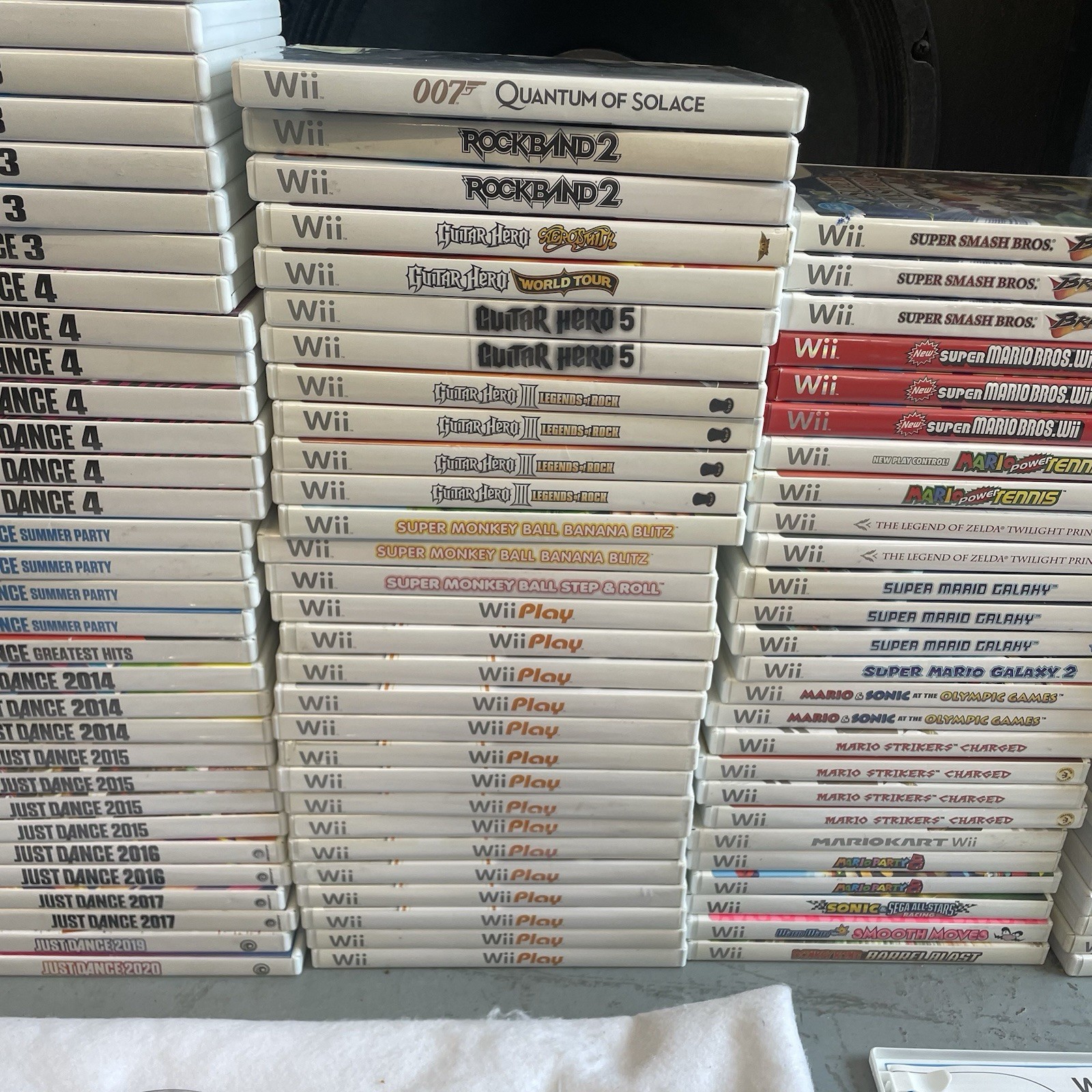 Lot Of 151 Popular Nintendo Wii Games. Untested. Mario Kart, Just Dance, Galaxy