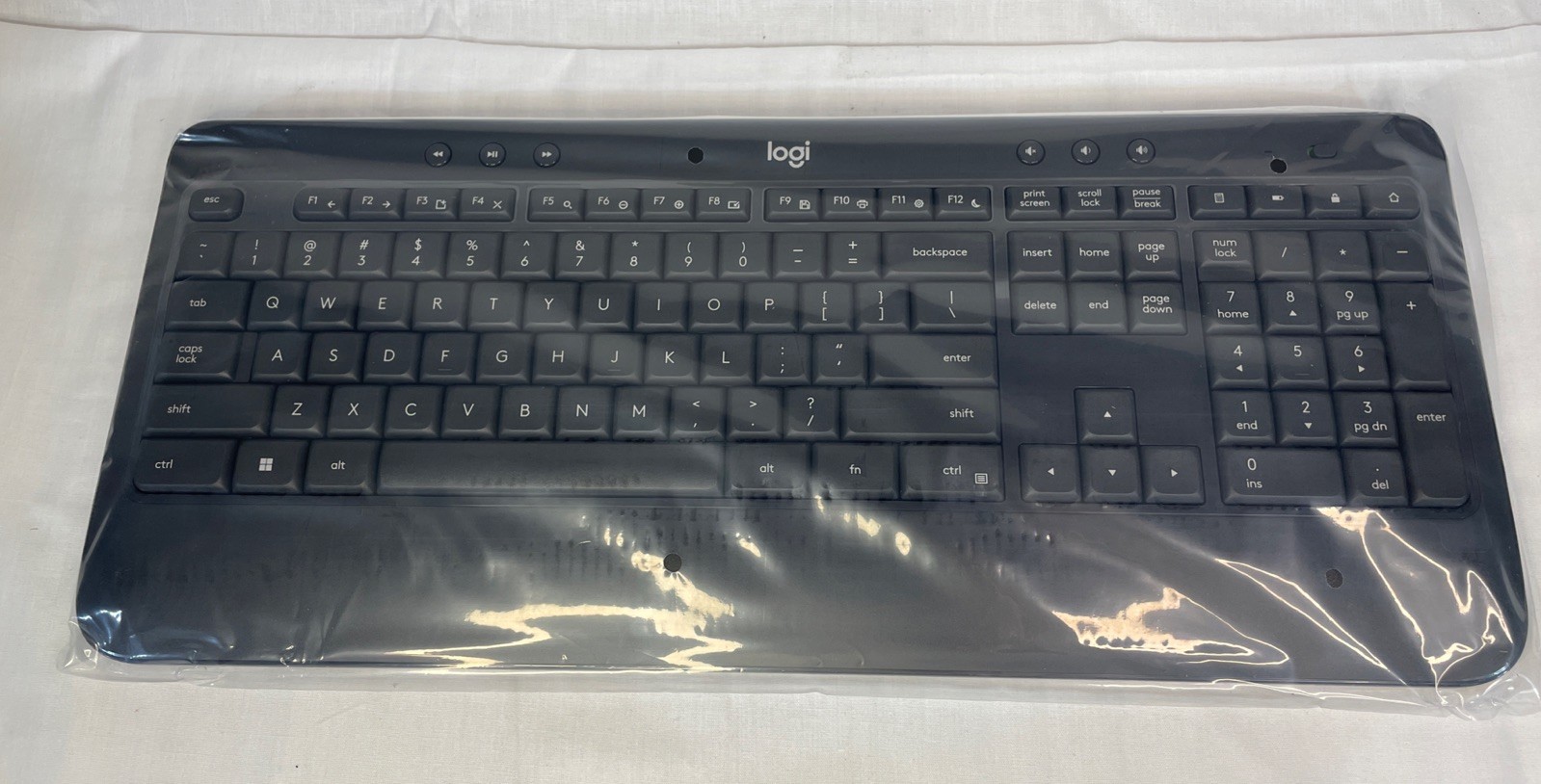 Logitech MK540 Advanced Wireless Keyboard and Mouse Combo for Windows, Black
