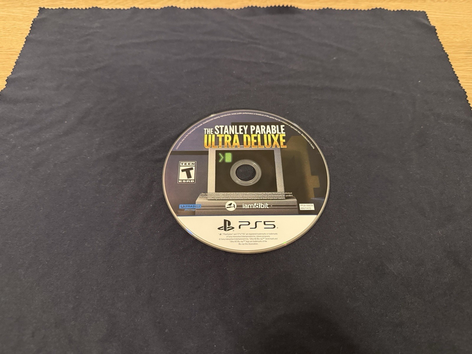 The Stanley Parable Ultra Deluxe Collectors Edition for PS5 iam8bit (Game Only)