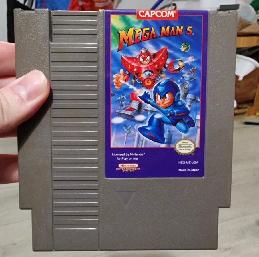 Mega Man 5 Cartridge Nintendo NES Video Game