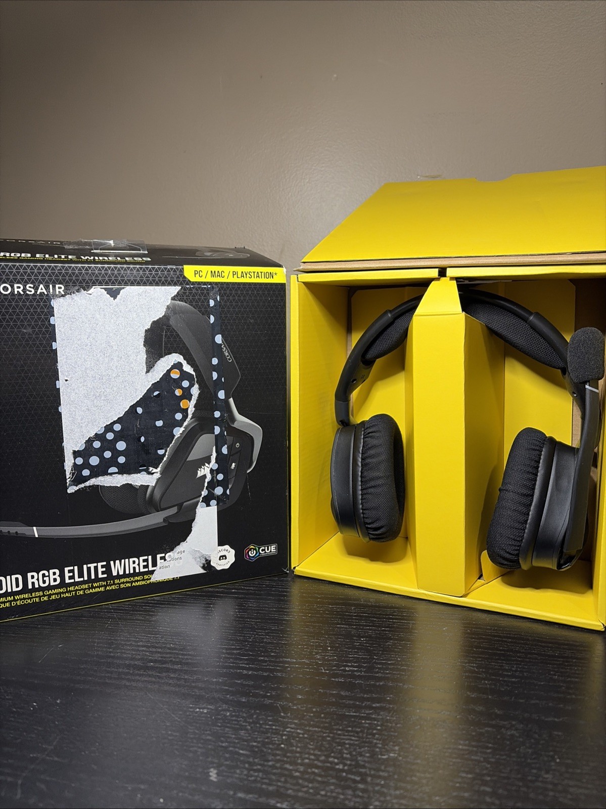 VOID RGB ELITE Wireless Premium Gaming Headset