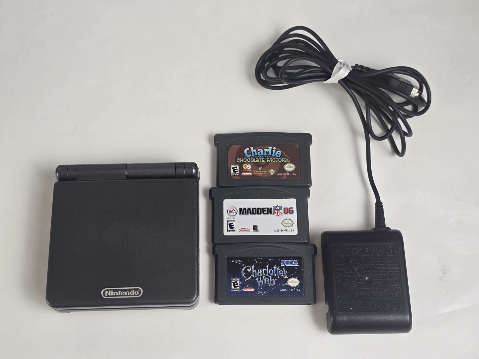 Nintendo Game Boy Advance SP AGS 001 Onyx Black GBA Console Bundle Tested
