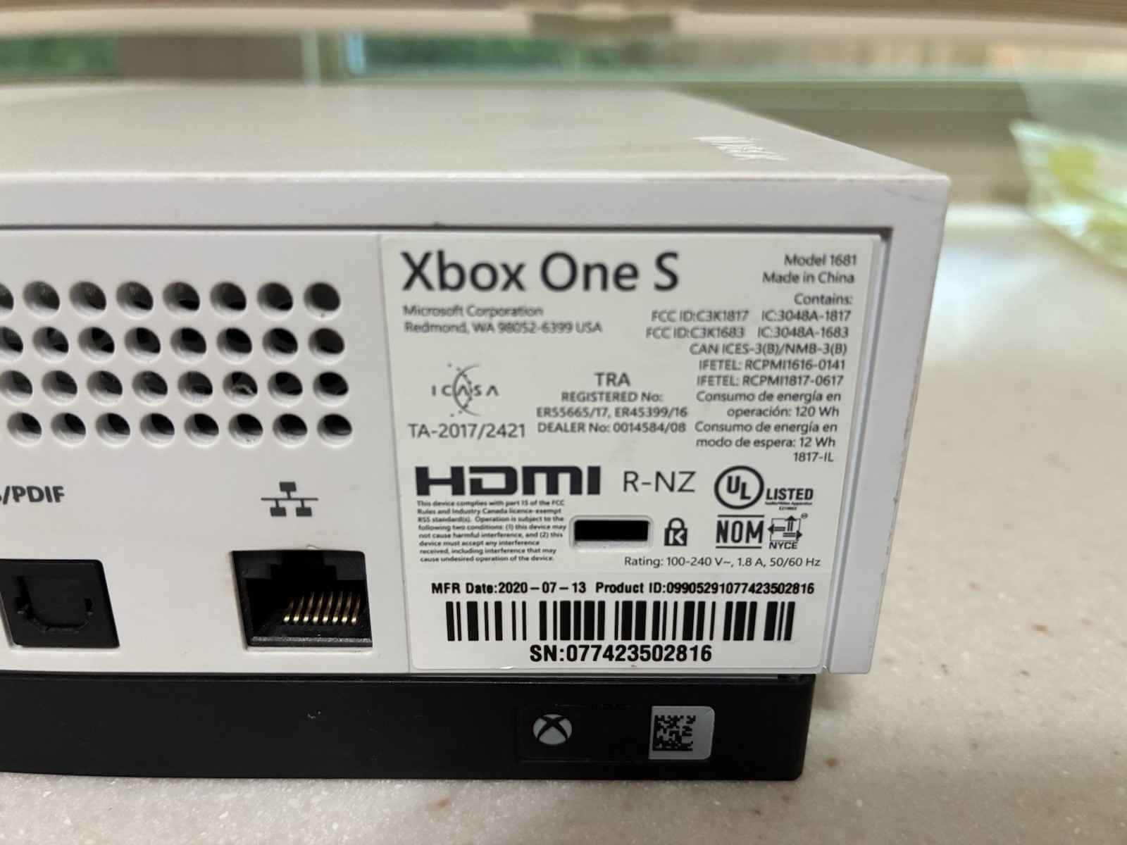 Xbox One S 1TB Console – White (XBS1TB) No Controller