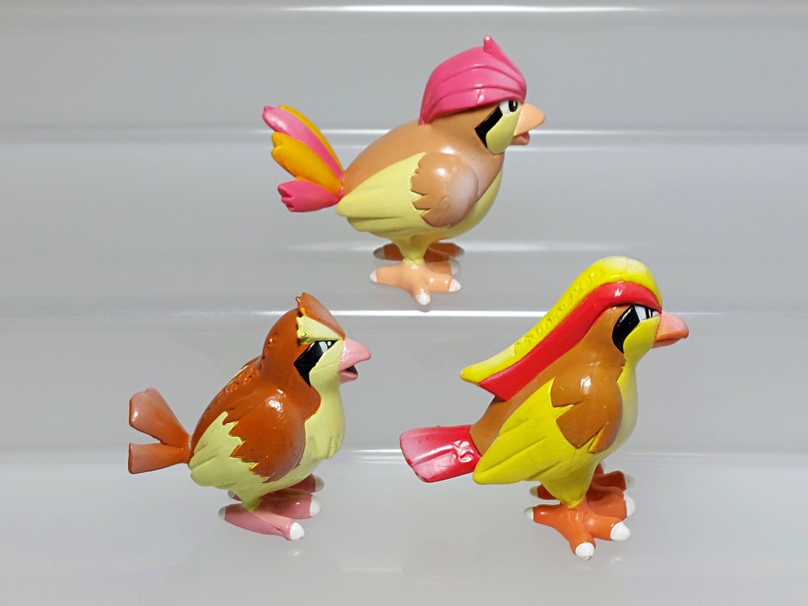 Pidgey Pidgeotto Pidgeot Pokemon Monster Collection Figure Tomy B04 1.5-1.8in
