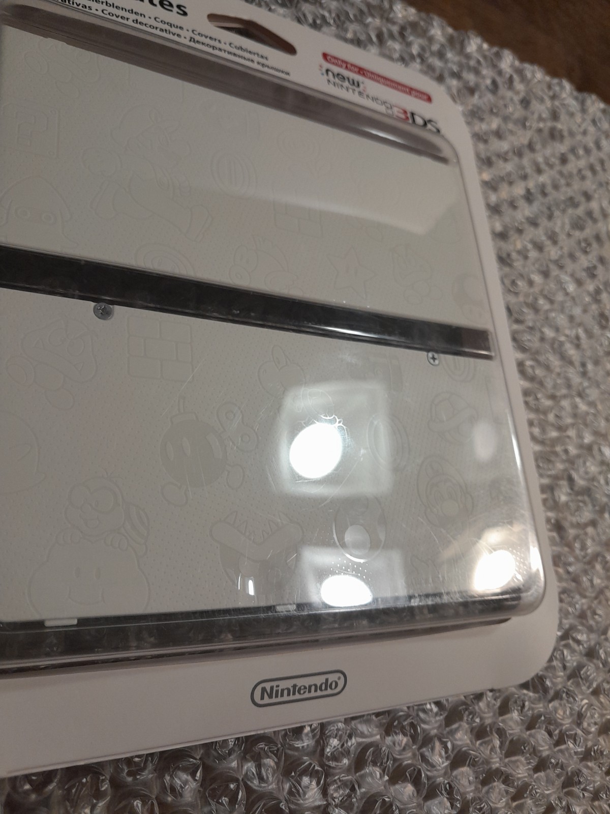 New Nintendo 3DS Kisekae Cover Plates No.023 – Mario Embossed White