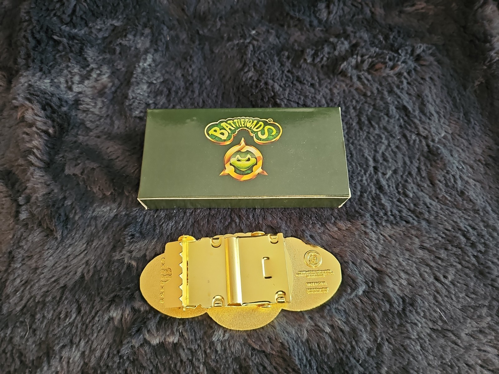 NIB Battletoads Gold Belt Buckle – June 2017 Loot Crate Gaming Exclusive NES