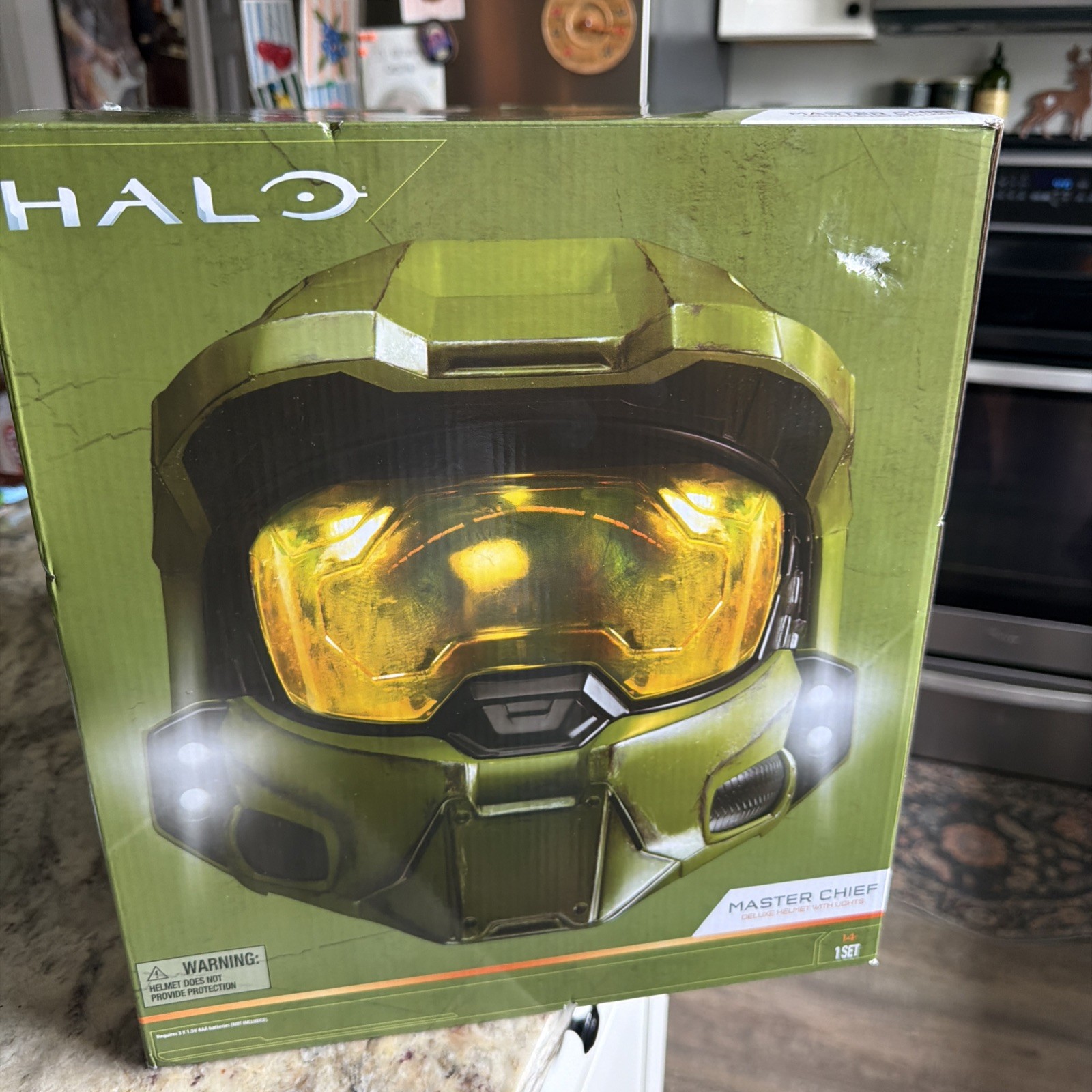 Halo Master Chief Deluxe Helmet with Stand-LED Lights on Each Side-Battle New