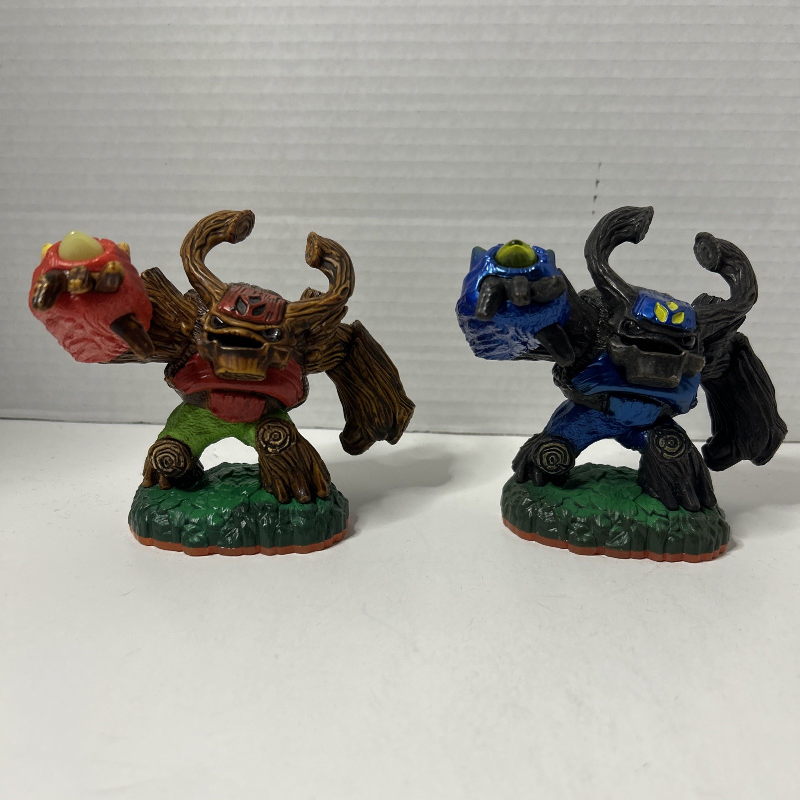 Skylanders Giants Gnarly Tree Rex Figure Blue And Red