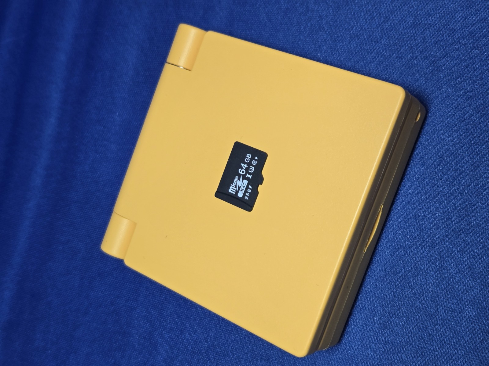 Miyoo Mini Flip | Yellow | 64GB MicroSD Card | AlliumOS | Ready To Play!