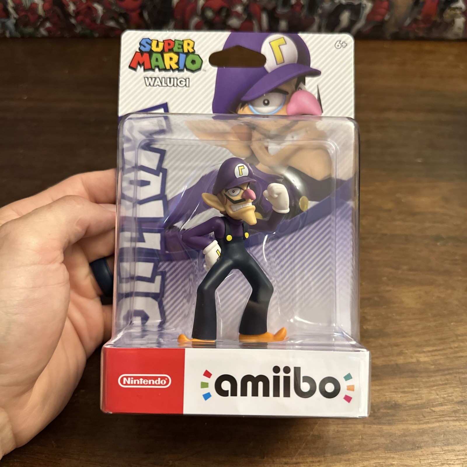 Waluigi Amiibo Figure – Nintendo (Super Mario Series) Brand New – Factory Sealed