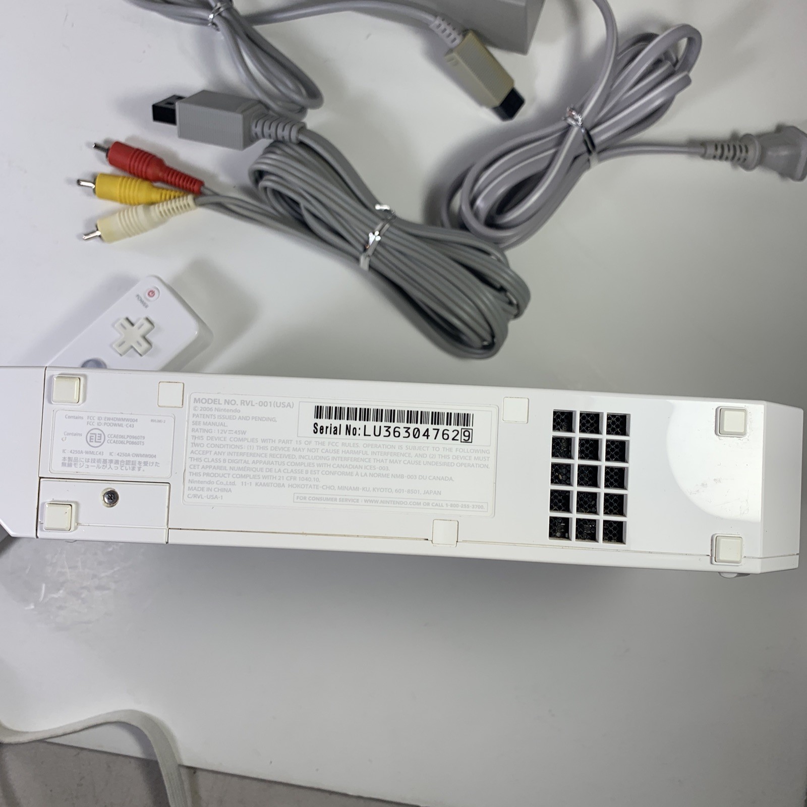 Nintendo Wii RVL-001 512 MB Home Console Bundle White Tested