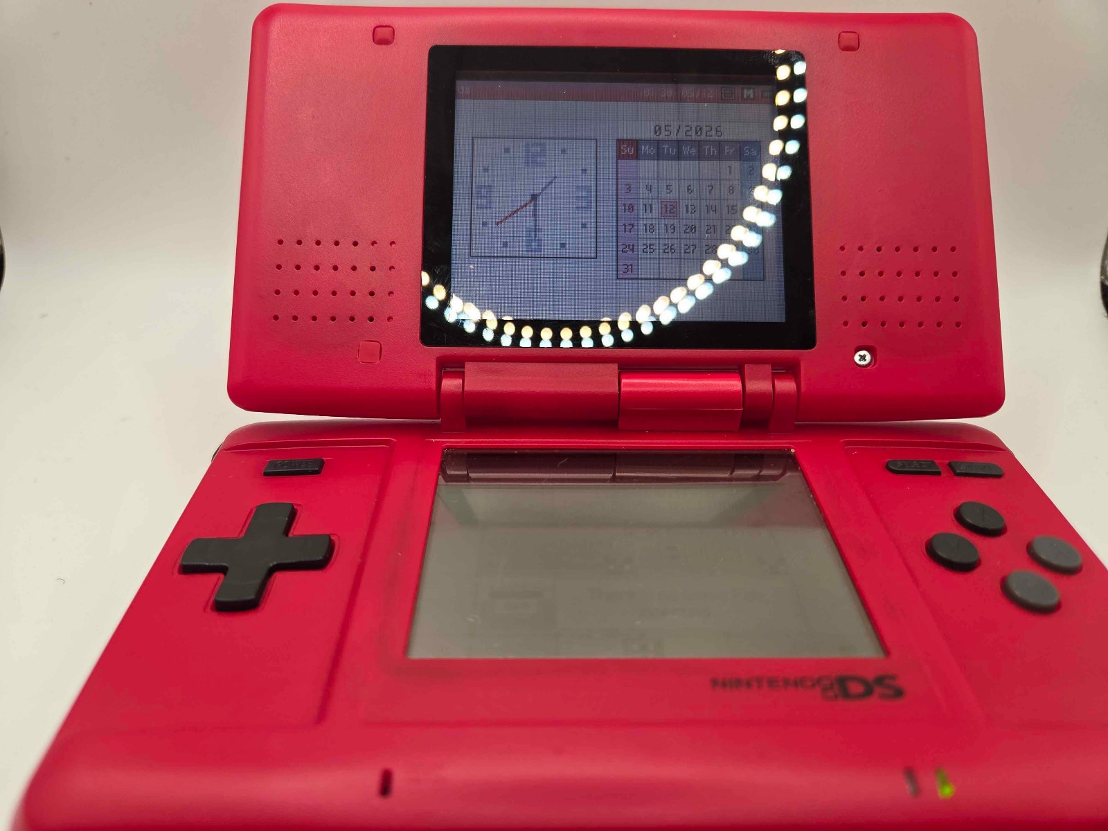 Nintendo DS Original Model NTR-001 Red USED Comes w/ Phineas and Ferb Game