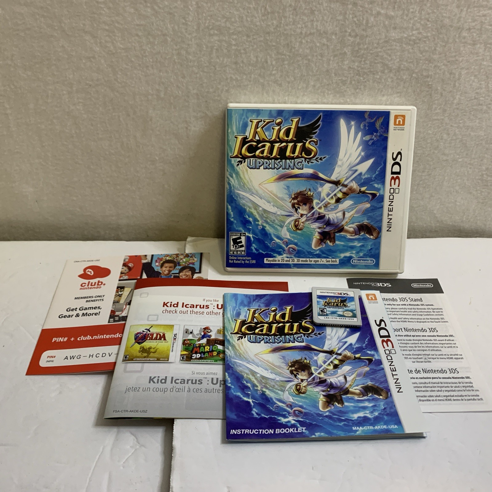 Kid Icarus Uprising (Nintendo 3DS) Complete Game Case Manual Cartridge