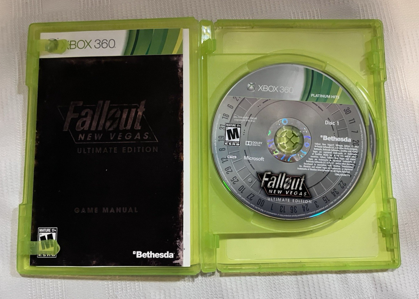 Microsoft Xbox 360 Fallout New Vegas Ultimate Edition w/ Manual Tested