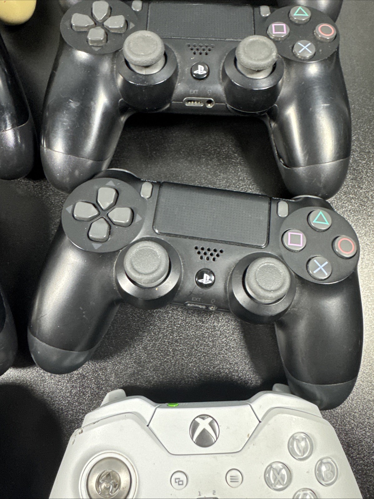 Lot Of 9 Various Colors Defective PS4/xbox One Elite Contollers Stick Drift