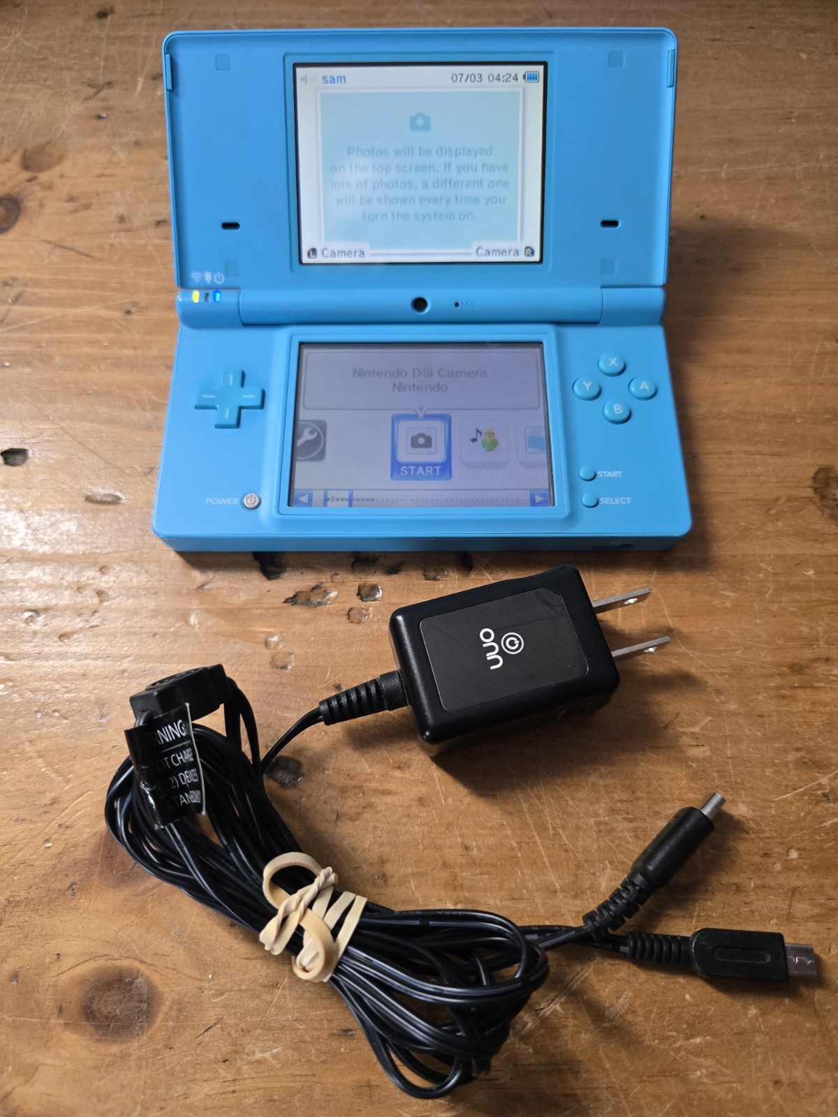 Nintendo DSi TWL.001 Teal Blue Video Game Handheld System W/Charger WORKING