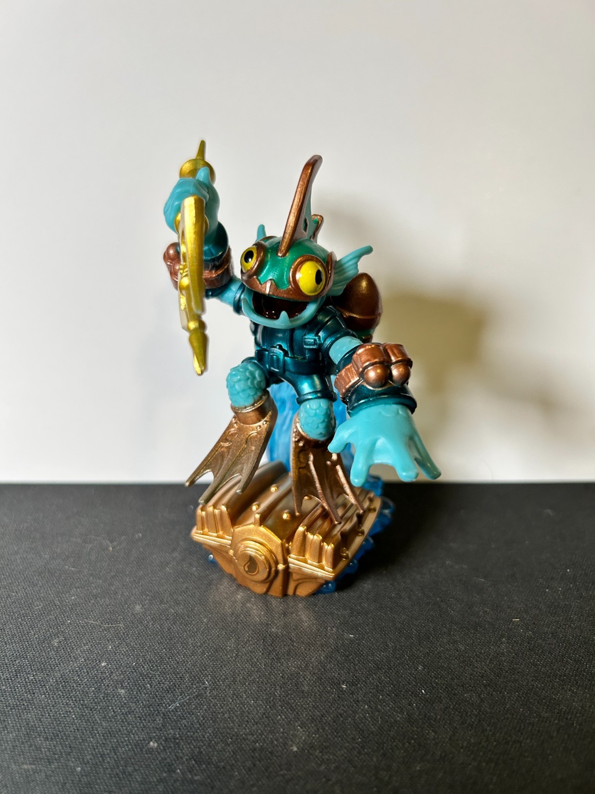 Skylanders Super Chargers Deep Dive Gill Grunt And Vehicle Reef Ripper SET