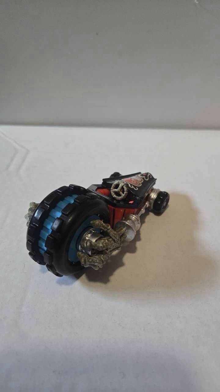 Skylanders SuperChargers Crypt Crusher Vehicle